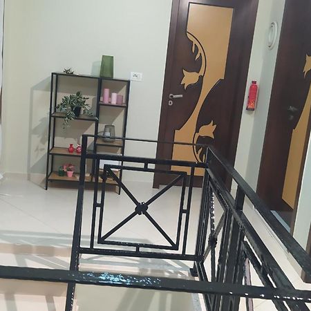 Villa Kuci, Drobonik Berat Luaran gambar